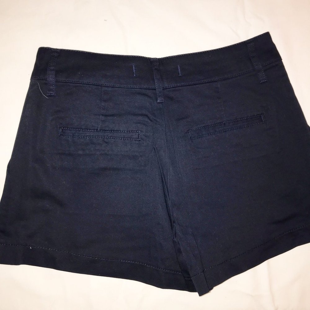 NWT ABERCROMBIE & FITCH Cotton Chino Tailored Shorts Navy Blue Size 25 - Picture 2 of 4